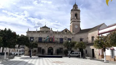 Nave industrial en venta en Alameda del Tren, Lora del Río de 215.000 €