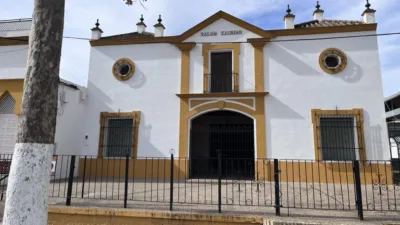 Nave industrial en venta en Alameda del Tren, Lora del Río de 215.000 €