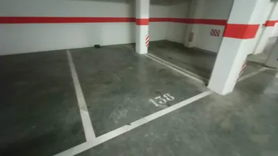 Garaje en venta en Avenida Juan Pablo II, 6, Tablada (Distrito Los Remedios. Sevilla Capital) de 9.500 €