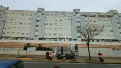 Garaje en venta en Avenida Juan Pablo II, 6, Tablada (Distrito Los Remedios. Sevilla Capital) de 9.500 €