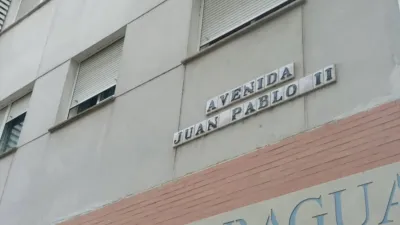 Garaje en venta en Avenida Juan Pablo II, 6, Tablada (Distrito Los Remedios. Sevilla Capital) de 8.500 €
