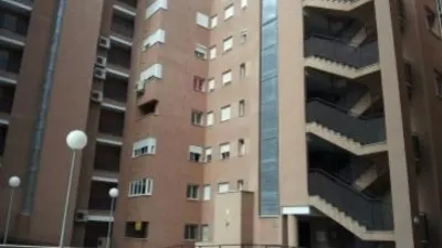 Local comercial en venta en Calle Profesor Faustino Gutiérrez Alviz y Armario, Avenida de las Ciencias-Emilio Lemos (Distrito Este-Alcosa-Torreblanca. Sevilla Capital) de 129.000 €