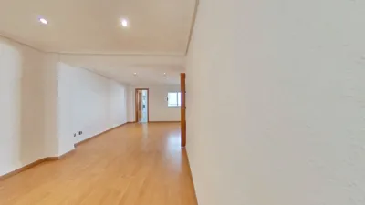 Piso en alquiler en Orriols - Imagen 3
