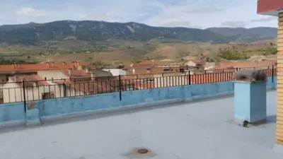 Piso en venta en Calle de Zaragoza, Illueca de 42.000 €