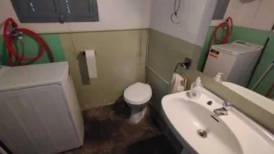 Casa en venta en Calle del Oriente, Azaila de 49.500 €