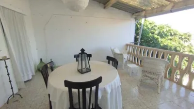 Casa en venta en Calle del Oriente, Azaila de 49.500 €