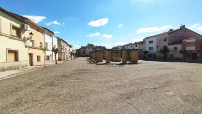 Casa en venta en Calle del Oriente, Azaila de 49.500 €