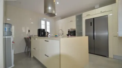 Piso en venta en Calle Dr Carracido, Oliveros-Altamira-Barrio Alto (Almería Capital) de 295.000 €