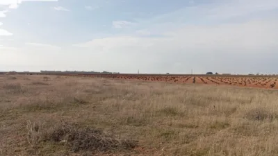 Terreno en venta en Carretera Villarobledo - Vista 2