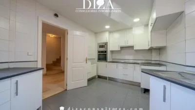 Chalet en alquiler en Avenida de la Victoria, cerca de Calle de Gerda Taro - Imagen 15