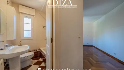 Chalet en alquiler en Avenida de la Victoria, cerca de Calle de Gerda Taro - Imagen 38