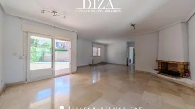 Chalet en alquiler en Avenida de la Victoria, cerca de Calle de Gerda Taro - Imagen 7