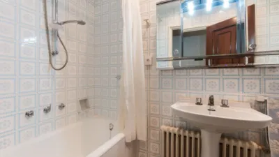 Apartment on Carrer d'Eduard Rodeja photo 13