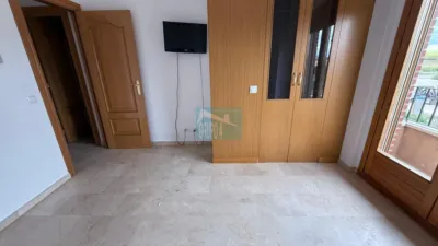 Casa adosada en venta en Calle Alagón, Pinseque de 199.000 €