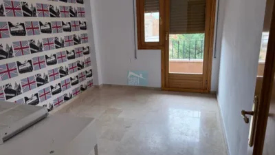 Casa adosada en venta en Calle Alagón, Pinseque de 199.000 €