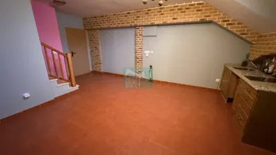 Casa adosada en venta en Calle Alagón, Pinseque de 199.000 €