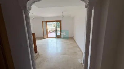 Casa adosada en venta en Calle Alagón, Pinseque de 199.000 €