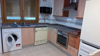 Casa adosada en venta en Calle Alagón, Pinseque de 199.000 €