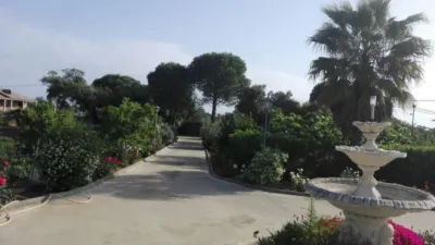 Chalet en venta en Ctra de Sevilla - Ronda Sur, Los Montitos-Carretera de Sevilla (Badajoz Capital) de 220.000 €