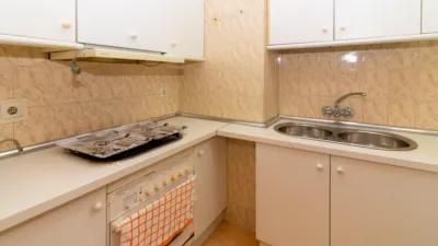 Piso en venta en Avenida de Augusto Vázquez, San Fernando-Estación (Badajoz Capital) de 149.900 €