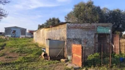Finca rústica en venta en Avenida de Portugal, Nueva Ciudad (Mérida) de 390.000 €
