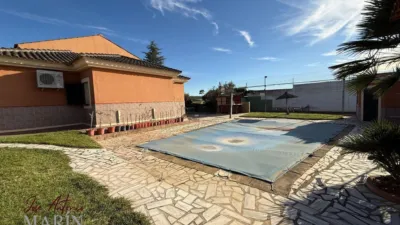 Chalet en venta en Urbanización Lomas, Los Montitos-Carretera de Sevilla (Badajoz Capital) de 495.000 €