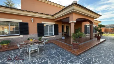 Chalet en venta en Urbanización Lomas, Los Montitos-Carretera de Sevilla (Badajoz Capital) de 495.000 €