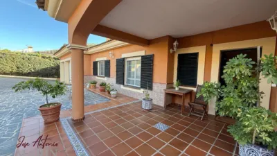Chalet en venta en Urbanización Lomas, Los Montitos-Carretera de Sevilla (Badajoz Capital) de 495.000 €