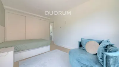 Casa adosada en alquiler en Zierbena, Zierbena de 4.000 €<span>/mes</span>