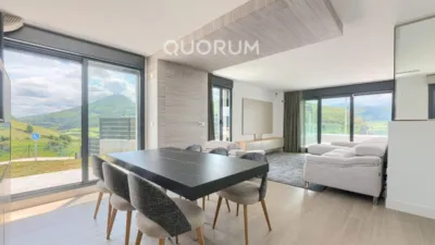 Casa adosada en alquiler en Zierbena, Zierbena de 4.000 €<span>/mes</span>