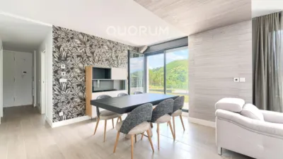 Casa adosada en alquiler en Zierbena, Zierbena de 4.000 €<span>/mes</span>