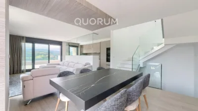 Casa adosada en alquiler en Zierbena, Zierbena de 4.000 €<span>/mes</span>