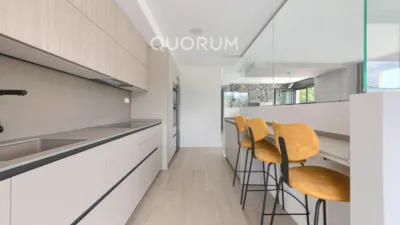 Casa adosada en alquiler en Zierbena, Zierbena de 4.000 €<span>/mes</span>