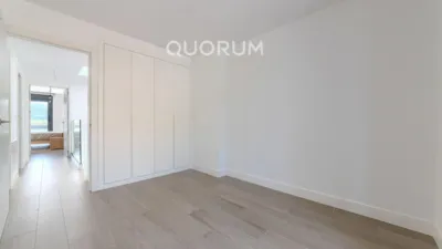 Casa adosada en alquiler en Zierbena, Zierbena de 4.000 €<span>/mes</span>