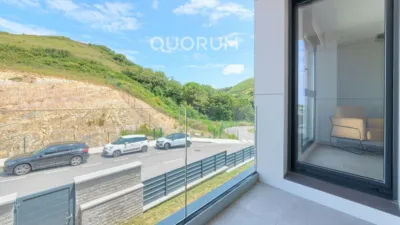 Casa adosada en alquiler en Zierbena, Zierbena de 4.000 €<span>/mes</span>