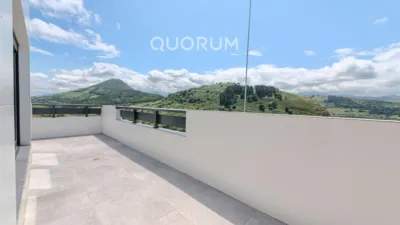 Casa adosada en alquiler en Zierbena, Zierbena de 4.000 €<span>/mes</span>