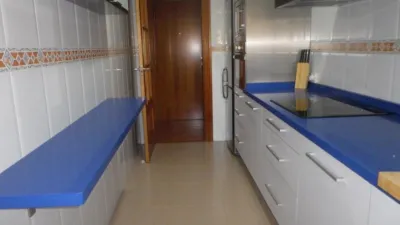 Piso en alquiler en Calle Don Emilio Durán Durán, 4, Pajaritos-Plaza de Toros (Distrito Beiro. Granada Capital) de 850 €<span>/mes</span>