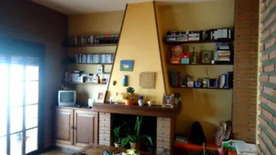 House in the Centre photo 5