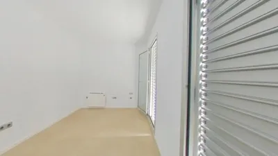 Apartment in Centre photo 13