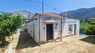 Rustic Finca in Cañada de los Gamonales photo 10