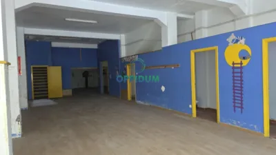 Local comercial en venta en Calle del Mosteiro de Monfero, 8 - Más