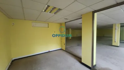 Local comercial en venta en Calle Pedregal, 4 - Más