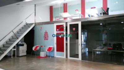 Local comercial en venta en Calle de Catalunya - Mehr