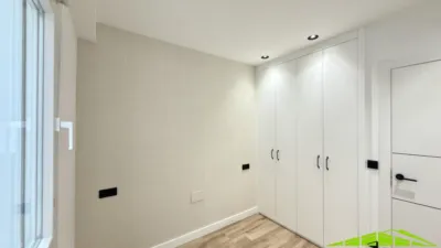 Piso en venta en Calle de San Isidoro, cerca de Avenida de Finisterre, Sagrada Familia-Vioño (A Coruña Capital) de 249.000 €