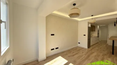 Piso en venta en Calle de San Isidoro, cerca de Avenida de Finisterre, Sagrada Familia-Vioño (A Coruña Capital) de 249.000 €