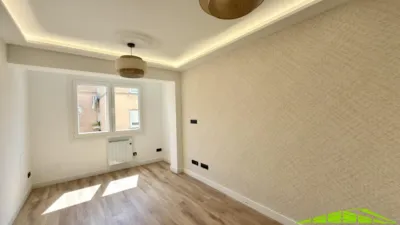 Piso en venta en Calle de San Isidoro, cerca de Avenida de Finisterre, Sagrada Familia-Vioño (A Coruña Capital) de 249.000 €