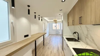 Piso en venta en Calle de San Isidoro, cerca de Avenida de Finisterre, Sagrada Familia-Vioño (A Coruña Capital) de 249.000 €