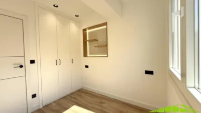 Piso en venta en Calle de San Isidoro, cerca de Avenida de Finisterre, Sagrada Familia-Vioño (A Coruña Capital) de 249.000 €