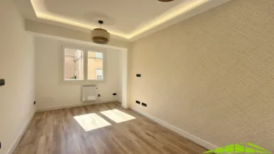 Piso en venta en Calle de San Isidoro, cerca de Avenida de Finisterre, Sagrada Familia-Vioño (A Coruña Capital) de 249.000 €
