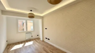 Piso en venta en Calle de San Isidoro, cerca de Avenida de Finisterre, Sagrada Familia-Vioño (A Coruña Capital) de 249.000 €